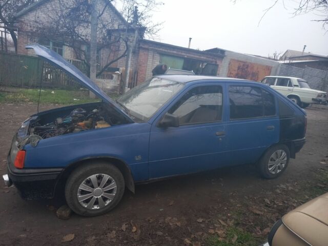 Синій Опель Кадет, об'ємом двигуна 1.3 л та пробігом 100 тис. км за 710 $, фото 1 на Automoto.ua
