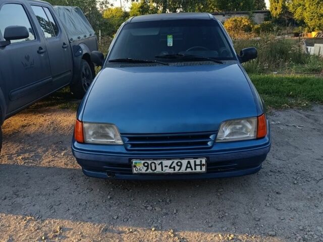 Синій Опель Кадет, об'ємом двигуна 0 л та пробігом 300 тис. км за 561 $, фото 1 на Automoto.ua