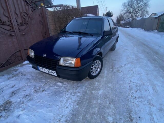 Синий Опель Кадет, объемом двигателя 1.3 л и пробегом 98 тыс. км за 1300 $, фото 1 на Automoto.ua