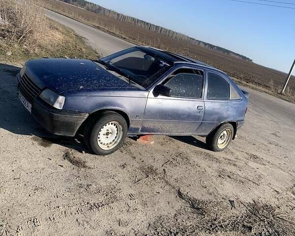 Синій Опель Кадет, об'ємом двигуна 2 л та пробігом 130 тис. км за 979 $, фото 1 на Automoto.ua