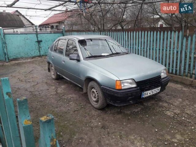 Зелений Опель Кадет, об'ємом двигуна 1.3 л та пробігом 145 тис. км за 1100 $, фото 1 на Automoto.ua