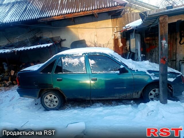 Зелений Опель Кадет, об'ємом двигуна 1.3 л та пробігом 1000 тис. км за 450 $, фото 1 на Automoto.ua