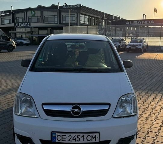 Білий Опель Меріва, об'ємом двигуна 1.3 л та пробігом 186 тис. км за 5000 $, фото 1 на Automoto.ua