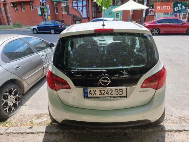 Білий Опель Меріва, об'ємом двигуна 1.25 л та пробігом 225 тис. км за 7200 $, фото 1 на Automoto.ua