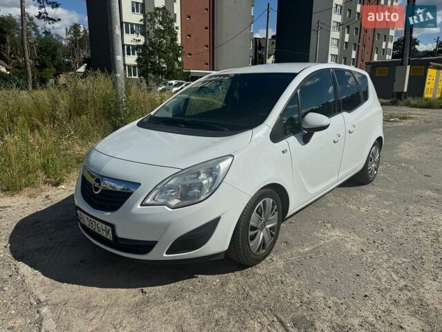 Білий Опель Меріва, об'ємом двигуна 1.2 л та пробігом 208 тис. км за 6500 $, фото 1 на Automoto.ua