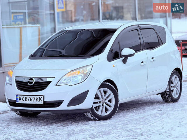 Білий Опель Меріва, об'ємом двигуна 1.7 л та пробігом 240 тис. км за 6700 $, фото 1 на Automoto.ua