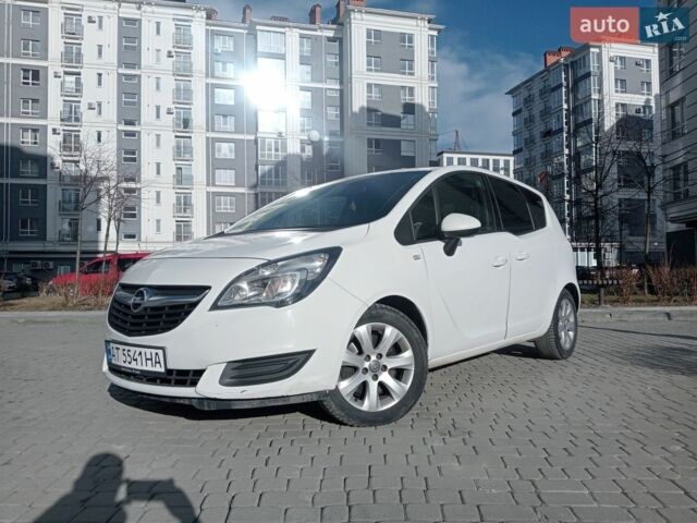 Белый Опель Мерива, объемом двигателя 1.6 л и пробегом 325 тыс. км за 6800 $, фото 1 на Automoto.ua