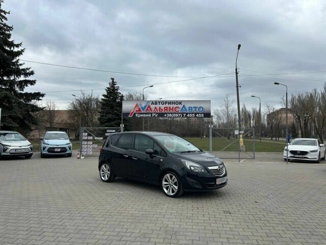 Черный Опель Мерива, объемом двигателя 1.4 л и пробегом 186 тыс. км за 7600 $, фото 1 на Automoto.ua