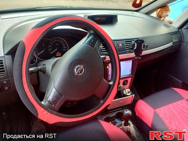 Чорний Опель Меріва, об'ємом двигуна 1.6 л та пробігом 295 тис. км за 3500 $, фото 1 на Automoto.ua