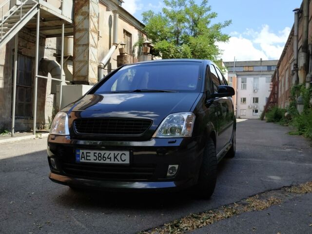 Чорний Опель Меріва, об'ємом двигуна 1.7 л та пробігом 142 тис. км за 5800 $, фото 1 на Automoto.ua