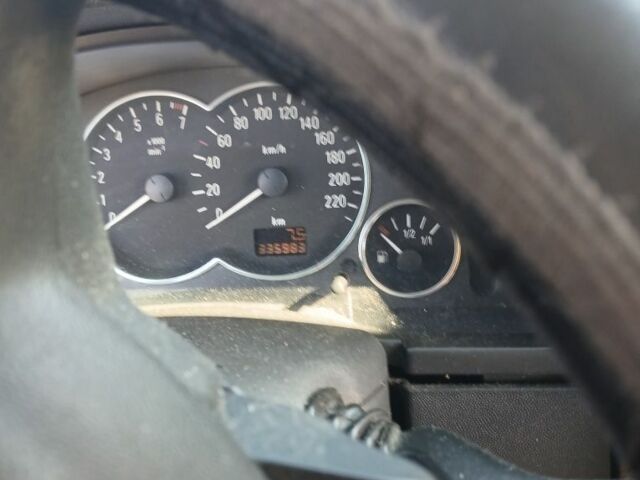 Черный Опель Мерива, объемом двигателя 1.4 л и пробегом 330 тыс. км за 3187 $, фото 1 на Automoto.ua