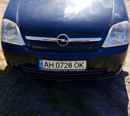 Чорний Опель Меріва, об'ємом двигуна 1.4 л та пробігом 203 тис. км за 4000 $, фото 1 на Automoto.ua