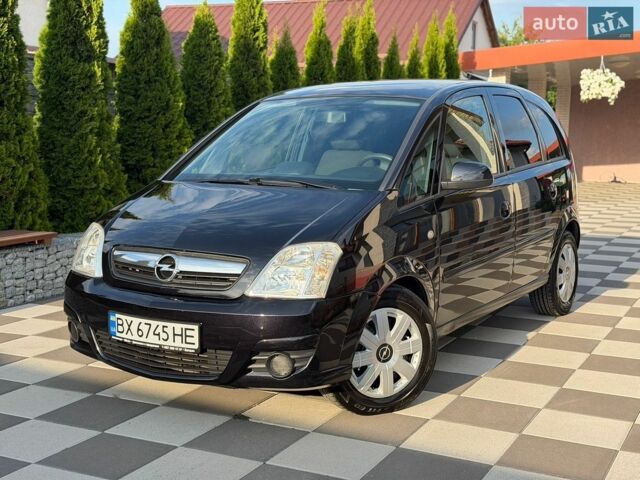 Чорний Опель Меріва, об'ємом двигуна 1.7 л та пробігом 176 тис. км за 4500 $, фото 1 на Automoto.ua