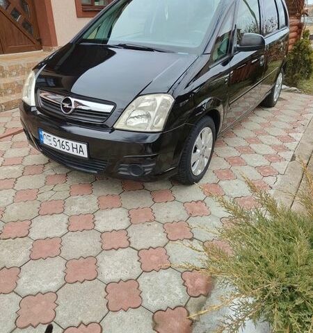 Черный Опель Мерива, объемом двигателя 1.6 л и пробегом 151 тыс. км за 4750 $, фото 1 на Automoto.ua