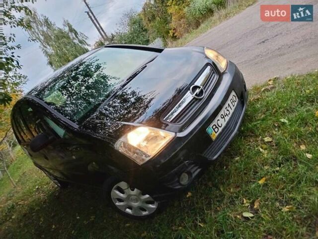 Черный Опель Мерива, объемом двигателя 1.6 л и пробегом 145 тыс. км за 2350 $, фото 1 на Automoto.ua