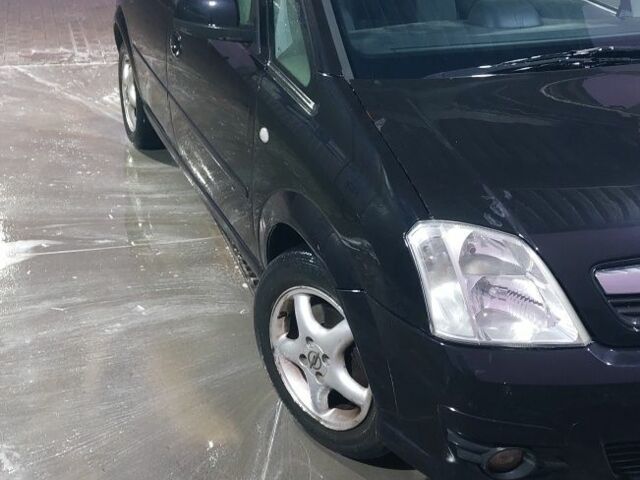 Чорний Опель Меріва, об'ємом двигуна 1.6 л та пробігом 283 тис. км за 4000 $, фото 1 на Automoto.ua