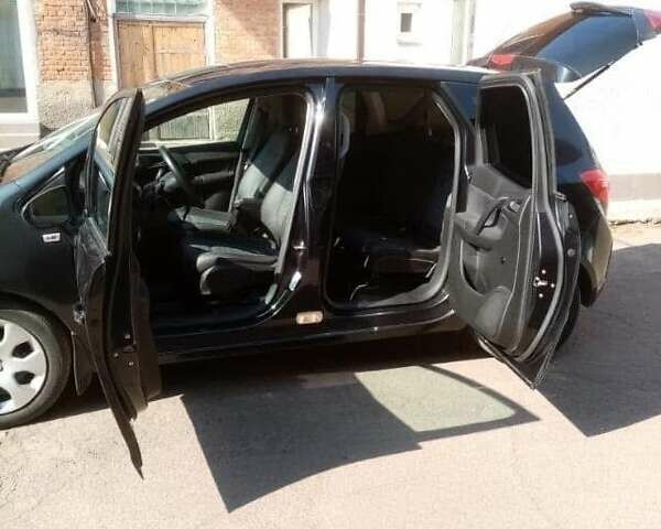 Чорний Опель Меріва, об'ємом двигуна 1.69 л та пробігом 295 тис. км за 5100 $, фото 1 на Automoto.ua