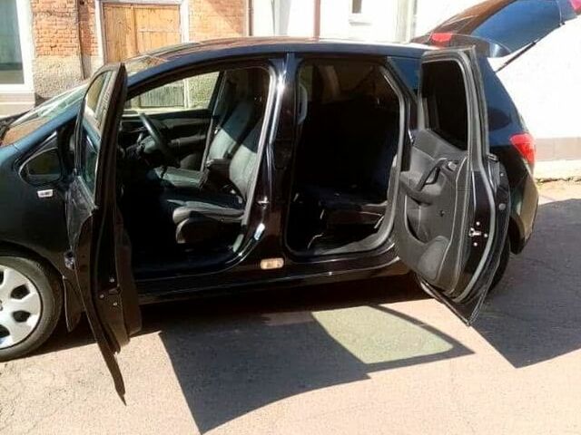 Чорний Опель Меріва, об'ємом двигуна 1.7 л та пробігом 295 тис. км за 5100 $, фото 1 на Automoto.ua