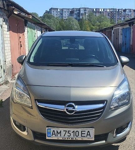 Коричневий Опель Меріва, об'ємом двигуна 1.6 л та пробігом 300 тис. км за 7500 $, фото 1 на Automoto.ua