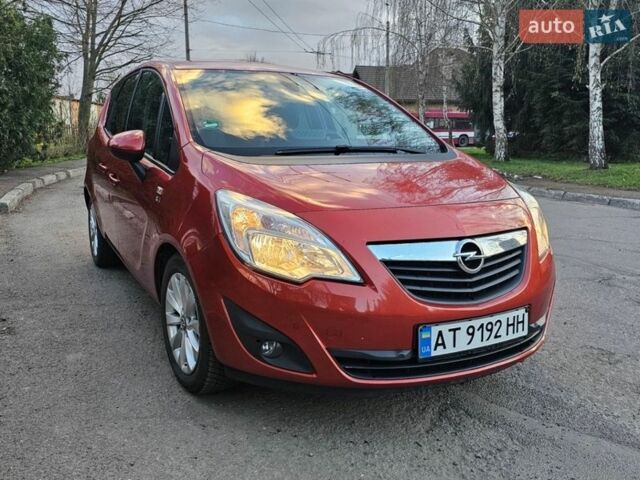 Червоний Опель Меріва, об'ємом двигуна 1.69 л та пробігом 176 тис. км за 8499 $, фото 1 на Automoto.ua