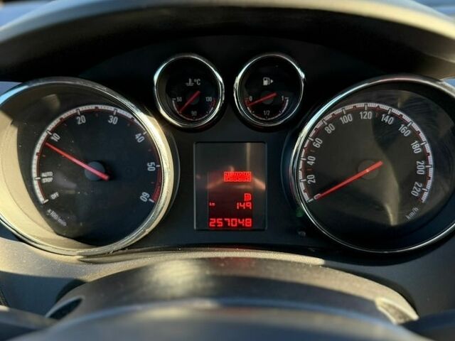 Червоний Опель Меріва, об'ємом двигуна 1.25 л та пробігом 260 тис. км за 7499 $, фото 1 на Automoto.ua