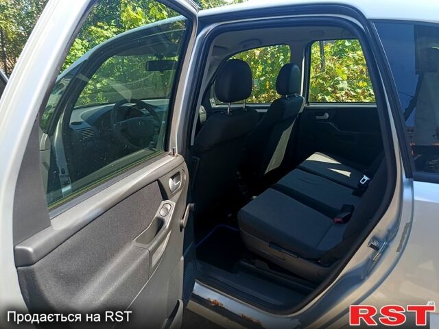 Опель Мерива, объемом двигателя 1.6 л и пробегом 214 тыс. км за 4699 $, фото 1 на Automoto.ua