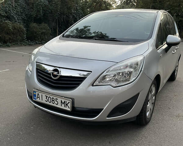 Опель Мерива, объемом двигателя 1.3 л и пробегом 215 тыс. км за 5950 $, фото 1 на Automoto.ua