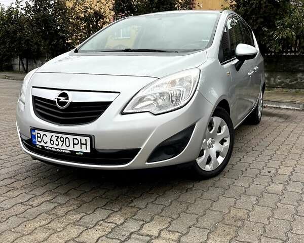 Опель Мерива, объемом двигателя 1.69 л и пробегом 216 тыс. км за 7000 $, фото 1 на Automoto.ua