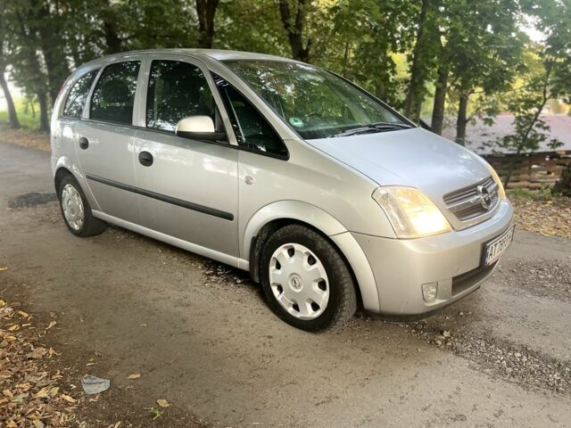 Сірий Опель Меріва, об'ємом двигуна 1.6 л та пробігом 205 тис. км за 4400 $, фото 1 на Automoto.ua
