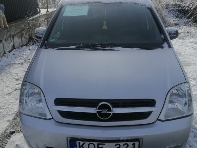 Серый Опель Мерива, объемом двигателя 0 л и пробегом 238 тыс. км за 2500 $, фото 1 на Automoto.ua