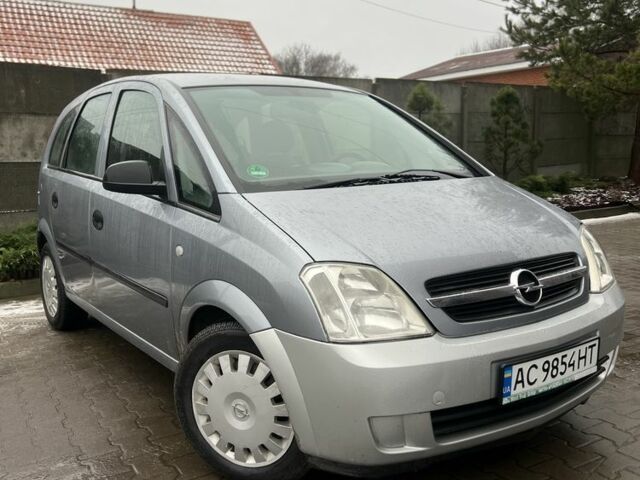 Сірий Опель Меріва, об'ємом двигуна 1.6 л та пробігом 220 тис. км за 3100 $, фото 1 на Automoto.ua