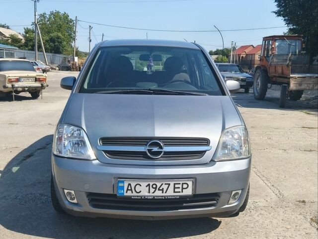 Сірий Опель Меріва, об'ємом двигуна 1.6 л та пробігом 149 тис. км за 3600 $, фото 1 на Automoto.ua