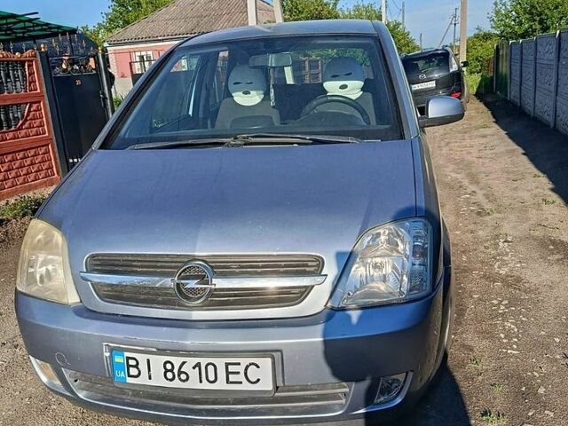 Сірий Опель Меріва, об'ємом двигуна 1.69 л та пробігом 257 тис. км за 3500 $, фото 1 на Automoto.ua