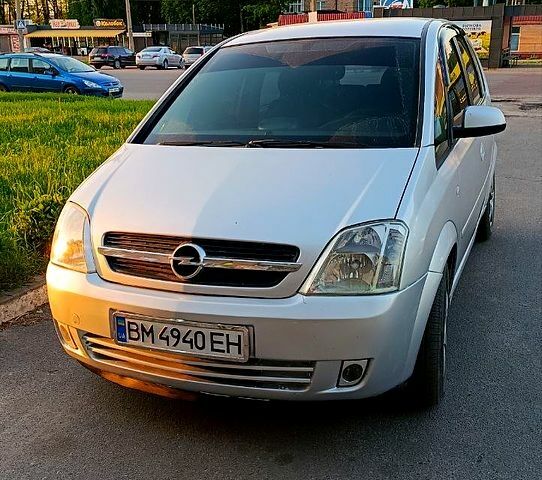 Сірий Опель Меріва, об'ємом двигуна 1.7 л та пробігом 200 тис. км за 3900 $, фото 1 на Automoto.ua