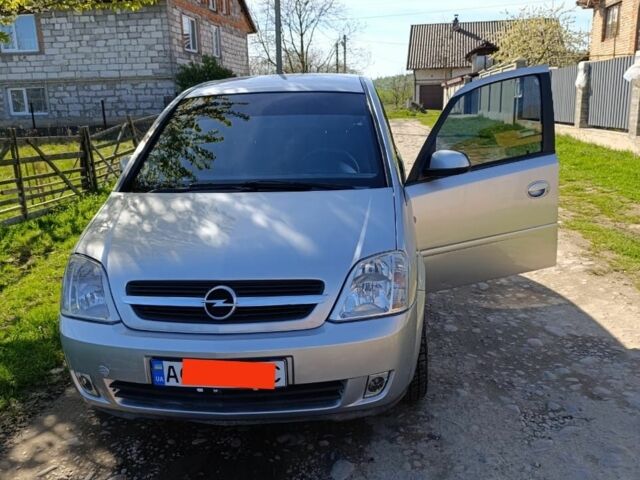 Сірий Опель Меріва, об'ємом двигуна 1.7 л та пробігом 232 тис. км за 4700 $, фото 1 на Automoto.ua