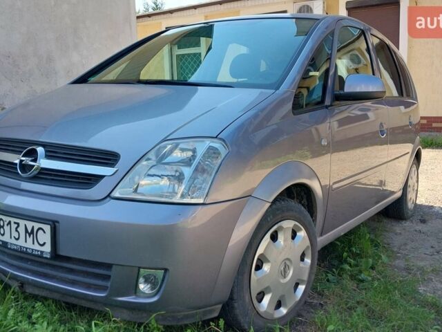Сірий Опель Меріва, об'ємом двигуна 1.6 л та пробігом 216 тис. км за 3600 $, фото 1 на Automoto.ua