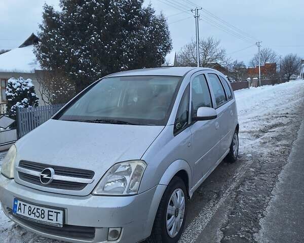 Сірий Опель Меріва, об'ємом двигуна 1.6 л та пробігом 272 тис. км за 4200 $, фото 1 на Automoto.ua