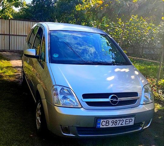 Серый Опель Мерива, объемом двигателя 1.6 л и пробегом 160 тыс. км за 5870 $, фото 1 на Automoto.ua