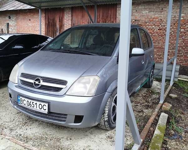 Серый Опель Мерива, объемом двигателя 1.7 л и пробегом 343 тыс. км за 1900 $, фото 1 на Automoto.ua