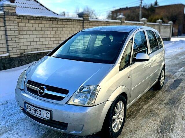 Сірий Опель Меріва, об'ємом двигуна 1.7 л та пробігом 260 тис. км за 2700 $, фото 1 на Automoto.ua