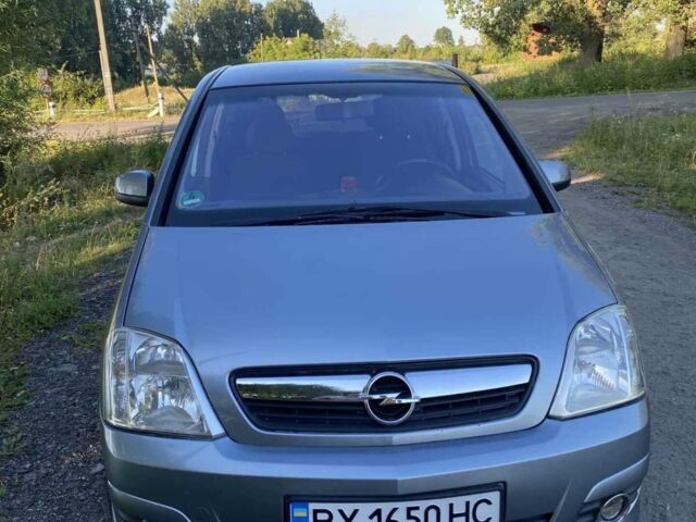 Сірий Опель Меріва, об'ємом двигуна 1.6 л та пробігом 212 тис. км за 5000 $, фото 1 на Automoto.ua