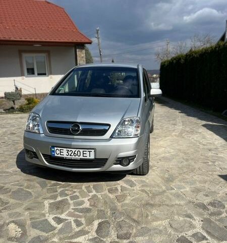 Серый Опель Мерива, объемом двигателя 1.6 л и пробегом 127 тыс. км за 5458 $, фото 1 на Automoto.ua