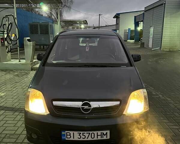 Сірий Опель Меріва, об'ємом двигуна 1.8 л та пробігом 235 тис. км за 3900 $, фото 1 на Automoto.ua
