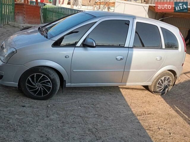 Сірий Опель Меріва, об'ємом двигуна 1.7 л та пробігом 183 тис. км за 5300 $, фото 1 на Automoto.ua