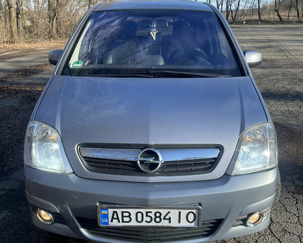 Сірий Опель Меріва, об'ємом двигуна 1.69 л та пробігом 217 тис. км за 4700 $, фото 1 на Automoto.ua