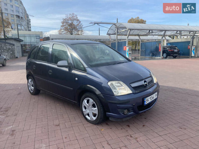 Серый Опель Мерива, объемом двигателя 1.36 л и пробегом 196 тыс. км за 2899 $, фото 1 на Automoto.ua