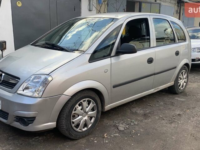 Сірий Опель Меріва, об'ємом двигуна 1.36 л та пробігом 190 тис. км за 6500 $, фото 1 на Automoto.ua