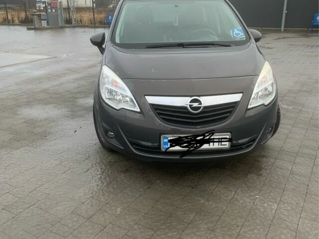 Серый Опель Мерива, объемом двигателя 1.4 л и пробегом 143 тыс. км за 7250 $, фото 1 на Automoto.ua