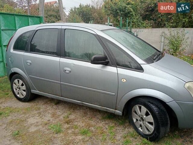 Опель Мерива 2004 в Киеве на Automoto.ua Серый Опель Мерива, объемом двигателя 1.7 л и пробегом 400 тыс. км за 2800 $, фото 1 на Automoto.ua