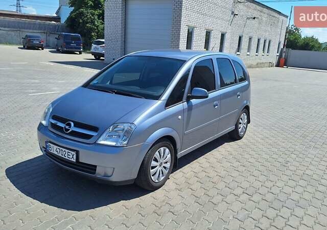 Сірий Опель Меріва, об'ємом двигуна 1.6 л та пробігом 275 тис. км за 5200 $, фото 1 на Automoto.ua